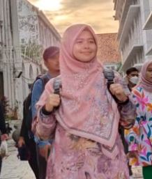 Dr. Elbina Mamla Saidah Dr. Elbina Mamla Saidah